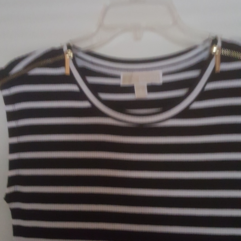 Micheal Kors size small black and white dress